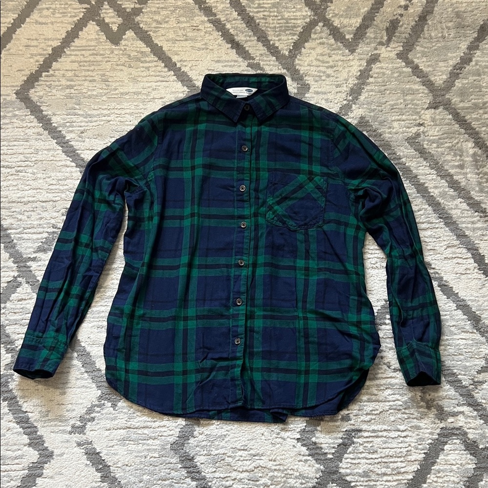 Old Navy Women's Plaid Button Down Flannel Shirt Size: L